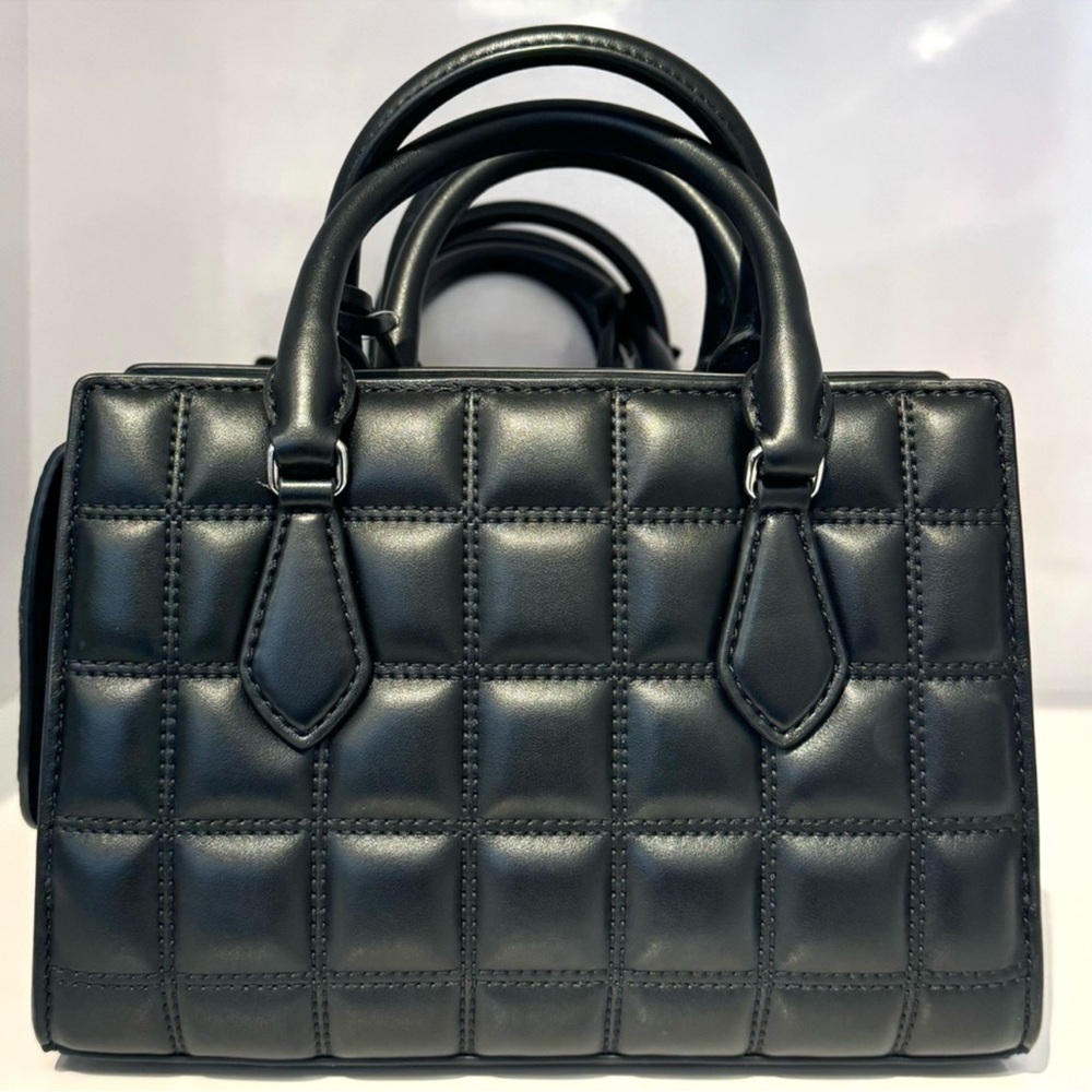 Michael Kors Small Quilted Sheila CZ Satchel Bag Vegan Material Black/Silver - Picture 4 of 6